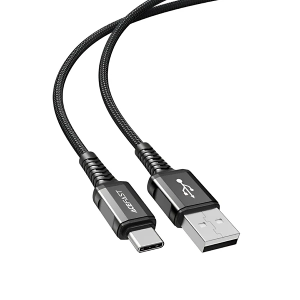 un cable de carga rápida color negro USB-A a USB-C 3