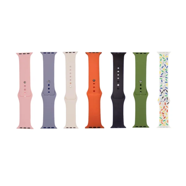 un set de brazaletes en distintos colores para smartwatch de 44 mm