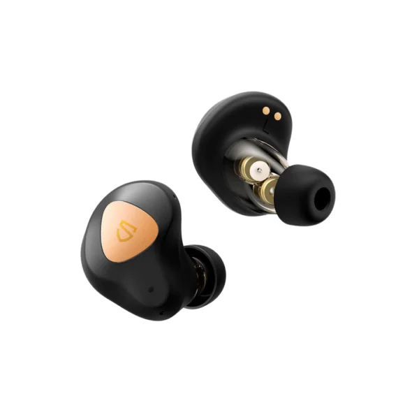 un par de audífonos bluetooth redondos color negro de la marca soundpeats modelo truengine 3 se 3